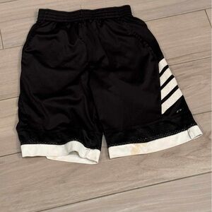 Pro Player Black and White Kids' Athletic Shorts boys size 8
